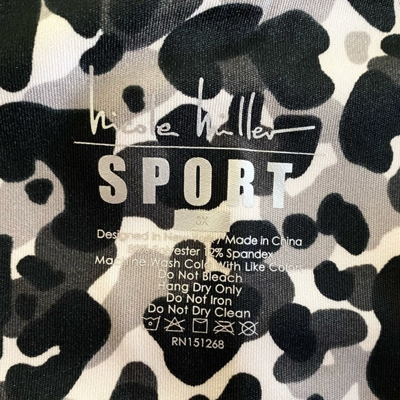 Nicole Miller Animal Print High Waisted Leggings Plus Size - Picture 6 of 12